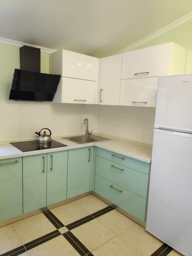 Chiernomorskie Apartamenty โอเดสซา ภายนอก รูปภาพ