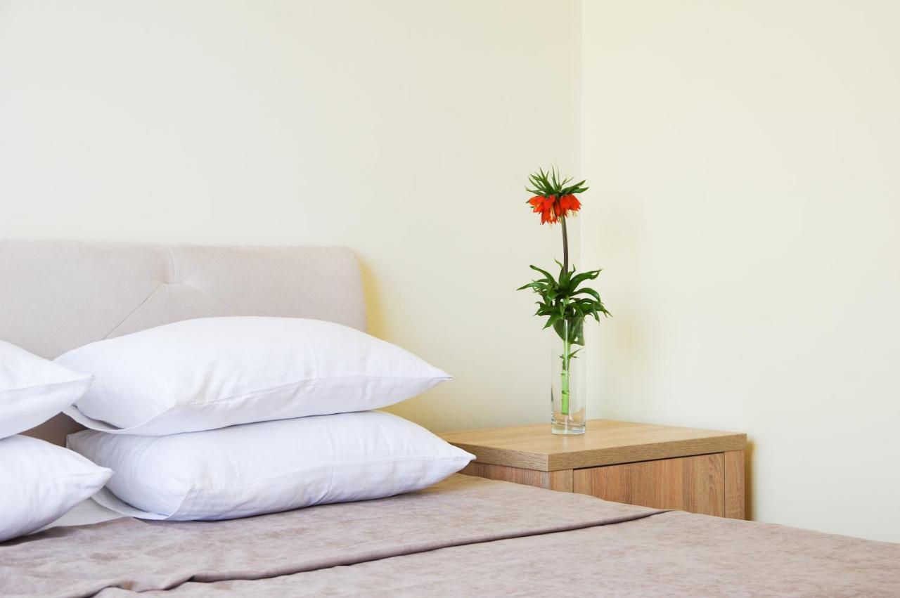 Chiernomorskie Apartamenty โอเดสซา ภายนอก รูปภาพ